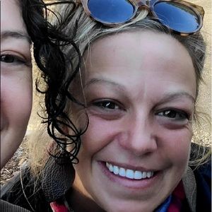 Meet your Posher, Christy